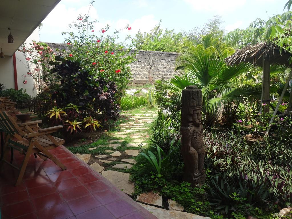 Harvest House Nicaragua Hotel León Eksteriør billede